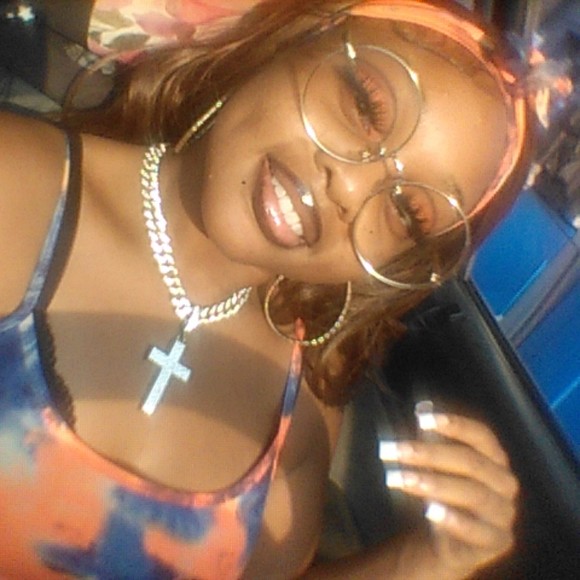 quana_b
